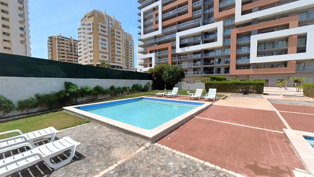 Apartamentos Turisticos Rocha Tower 3 Portimão Exterior photo
