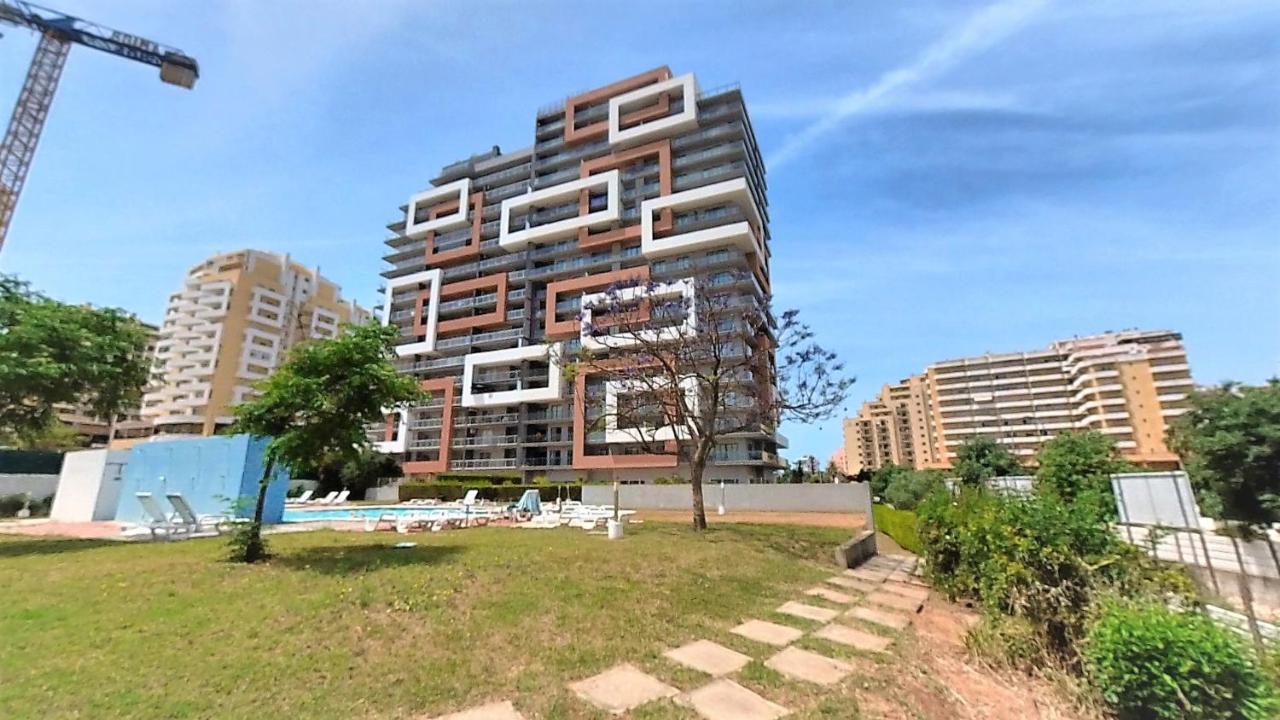 Apartamentos Turisticos Rocha Tower 3 Portimão Exterior photo